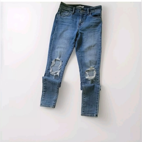 Levi's Blue Wash 721 High Rise Distressed Ripped Skinny Denim Jeans Size 26 30L - Picture 7 of 11